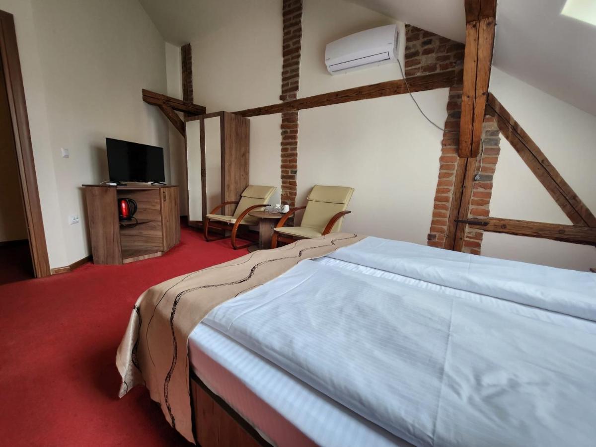 Antique Aparthotel Alba Iulia Dış mekan fotoğraf
