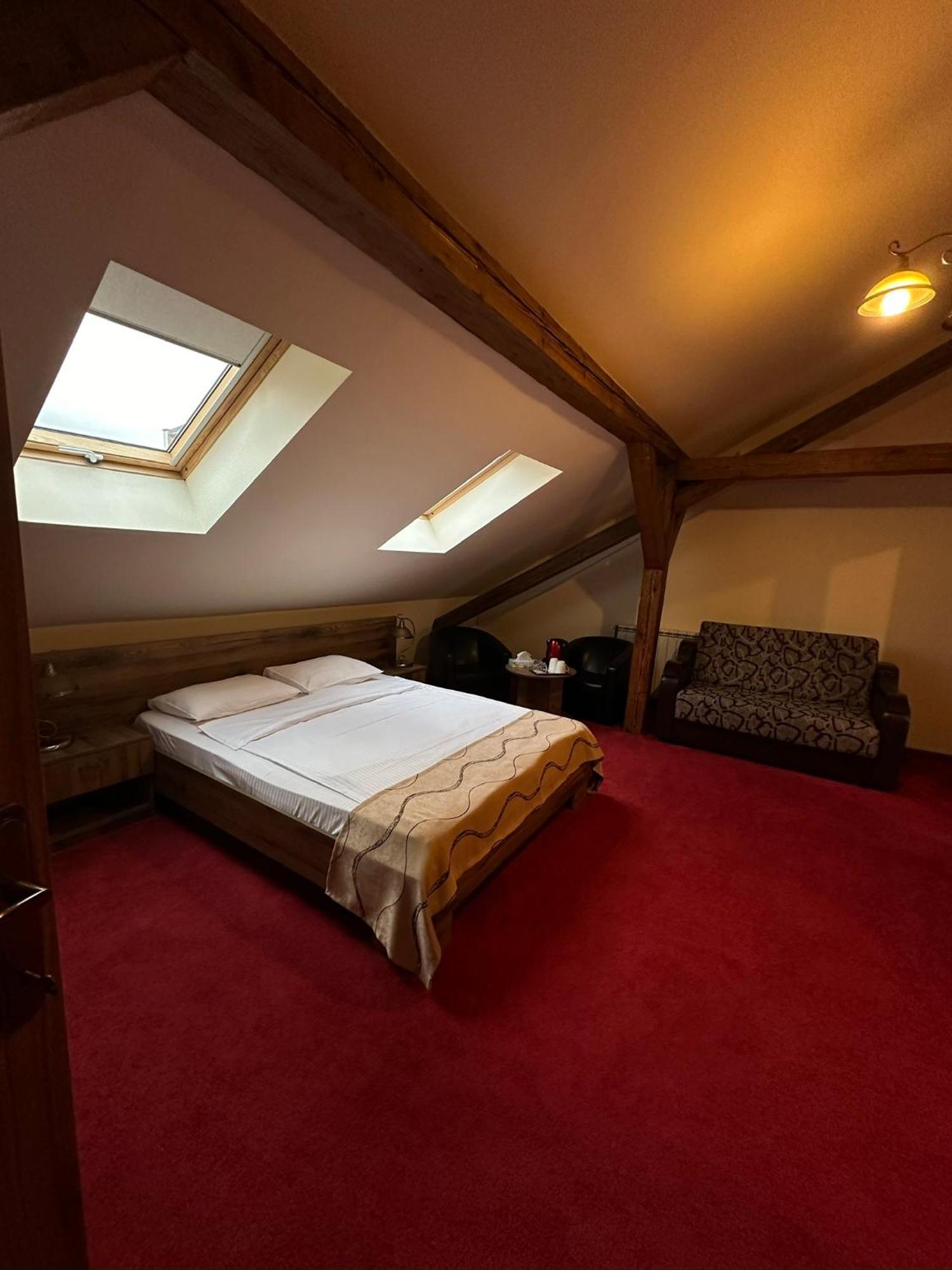 Antique Aparthotel Alba Iulia Dış mekan fotoğraf
