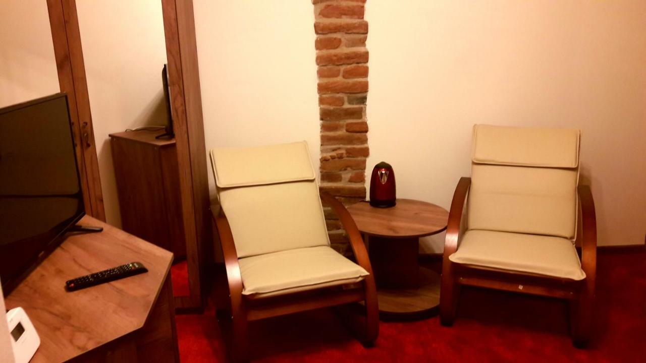 Antique Aparthotel Alba Iulia Dış mekan fotoğraf